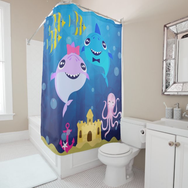 Rideau de douche de requin rose et bleu pour bébé (En situation)