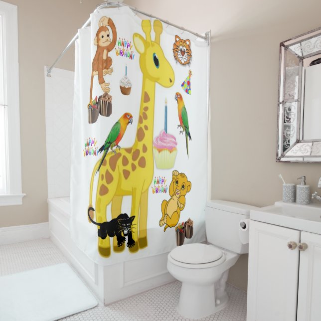 Rideau de douche Joyeuse Giraffe d'anniversaire (En situation)