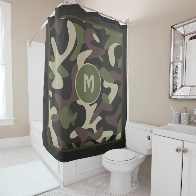 Rideaux De Douche Camouflage militaire Vert Motif Brown Monogramme (En situation)