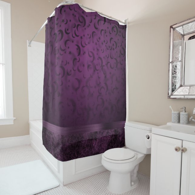 Rideaux De Douche Chic gothique pourpre | Eggplant et Lunes noires (En situation)