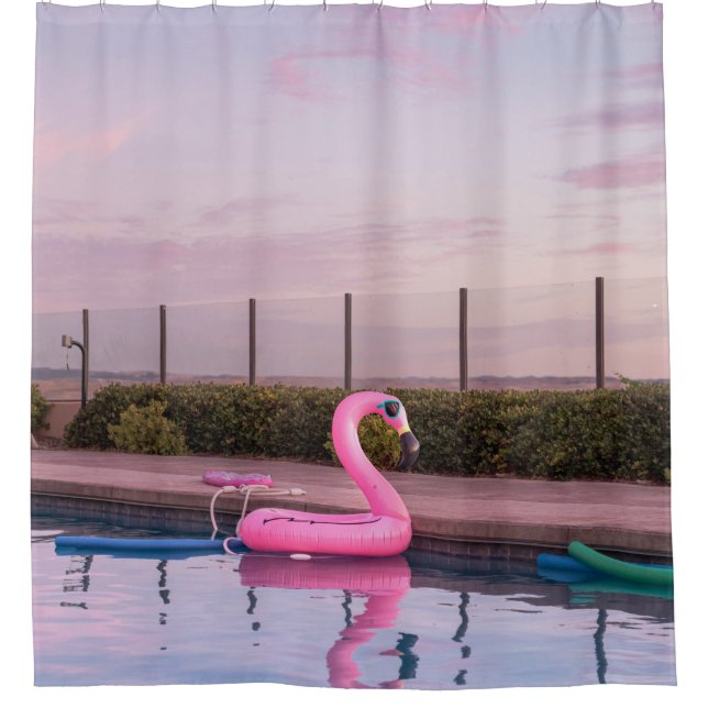 Rideaux De Douche Flamant rose flotteur dans la piscine (Devant)