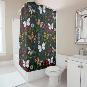 Rideaux De Douche Fleurs sauvages et papillons sur le noir