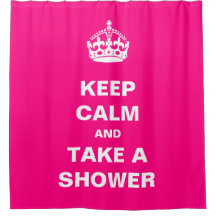 Gardez le calme et prenez une fille de douche rose