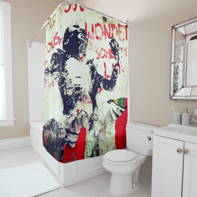 Rideaux De Douche Graffiti rouge et blanc défraîchi avec crayon afri (En situation)