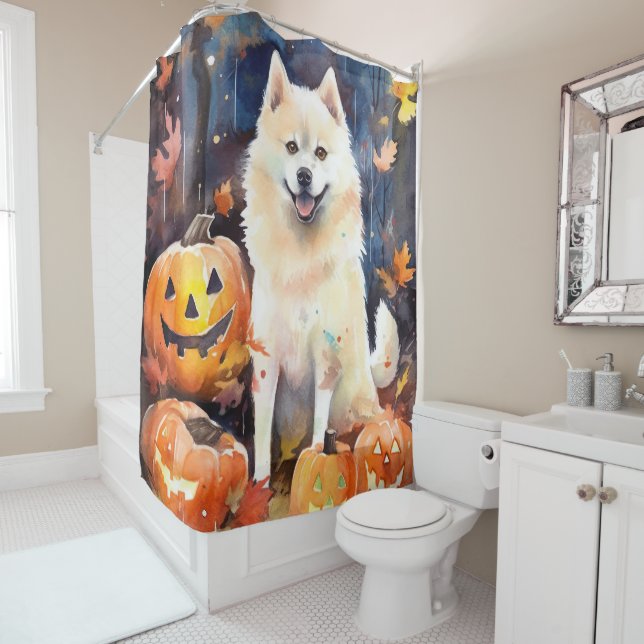 Rideaux De Douche Halloween Akita Américain Avec La Peur Citrouille (En situation)