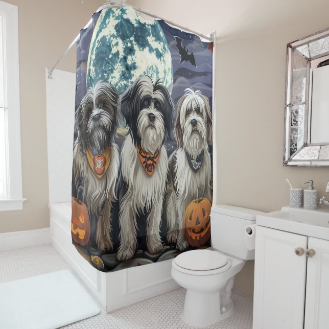 Rideaux De Douche Halloween Tibétain Terrier Éffrayant (En situation)