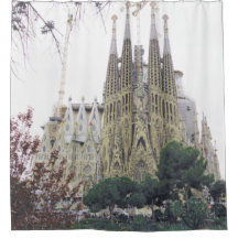 "La Basilique de la Sagrada Familia à Barcelone, E