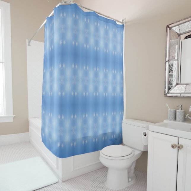 Rideaux De Douche La lumière de ciel bleu d'hiver opacifie (En situation)