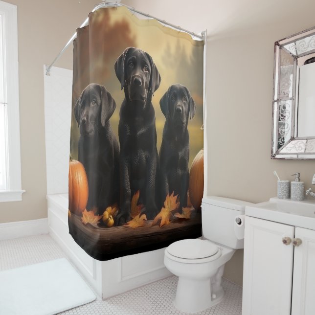 Rideaux De Douche Labrador Chiot Automne Citrouille de plaisir (En situation)