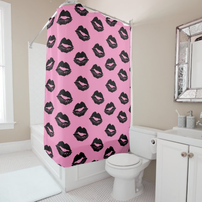 Rideaux De Douche Lèvres baisantes Motif rose et noir (En situation)