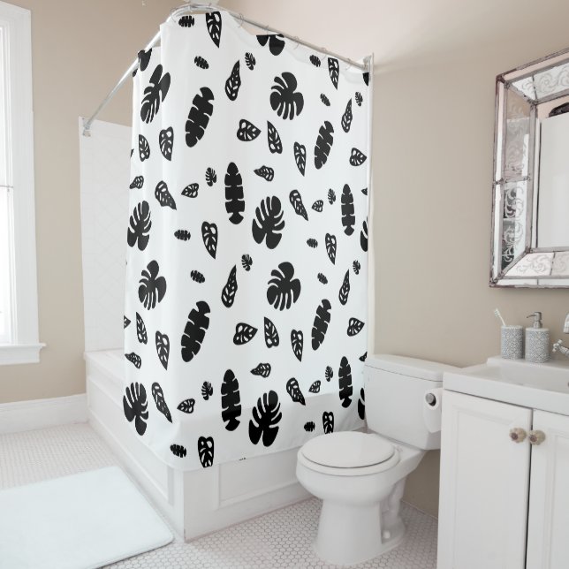 Rideaux De Douche Motif de feuille d'été Tropical Noir & Blanc (En situation)