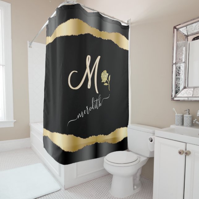 Rideaux De Douche Nom Monogramme personnalisé Rose Elegant Gold Noir (En situation)