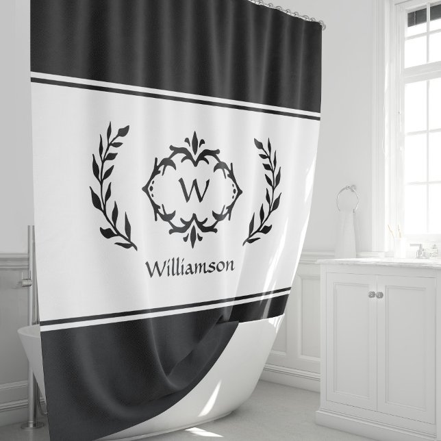 Rideaux De Douche Nom monographique personnalisé Noir blanc initial (Stylish Personalized Monogrammed Name & Initial Black & White Laurel Wreath Shower Curtain)