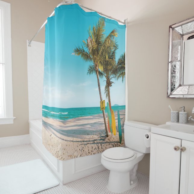 Rideaux De Douche Panneaux de surf sur la plage lancer oreiller (En situation)