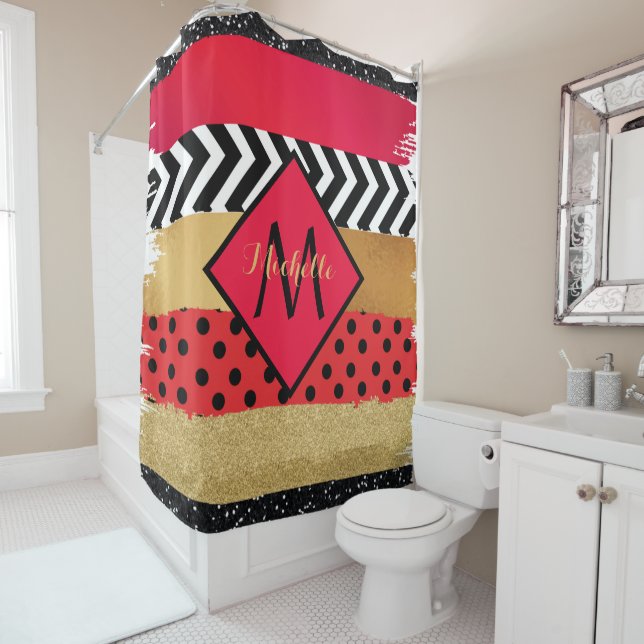Rideaux De Douche Parties scintillant rouge Noir Brush Stroke Monogr (En situation)