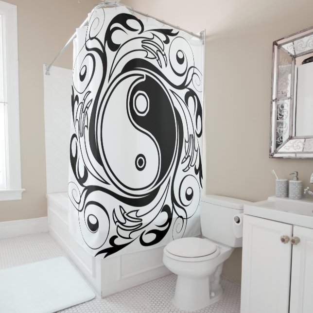 Rideaux De Douche Symbole Yin et Yang Style tatouage noir et blanc (En situation)
