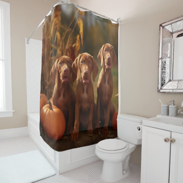 Rideaux De Douche Vizsla Chiot Automne Citrouille délice (En situation)