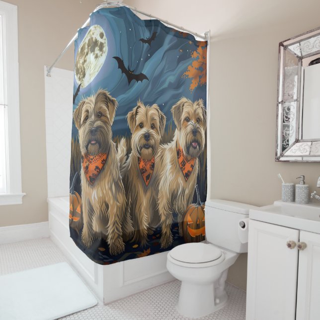 Rideaux De Douche Wheaten Terrier Halloween Éffrayant (En situation)