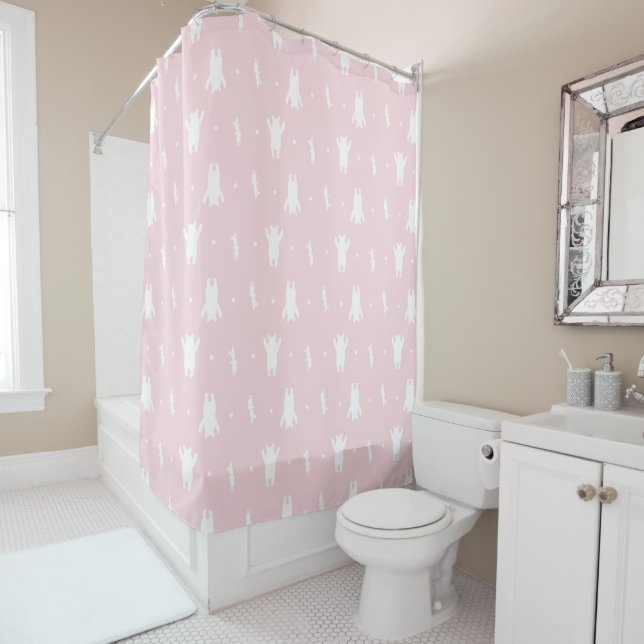 Rideaux De Douche Winnie l'Ourson| Pink Pastel Polka Dot Motif (En situation)