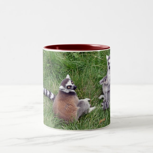Ring tailed lemurs mug (Center)