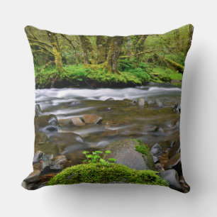 River in green forest, Oregon Throw Pillow