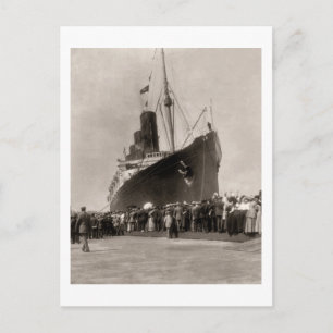 RMS Lusitania arrives New York City 1907 Postcard