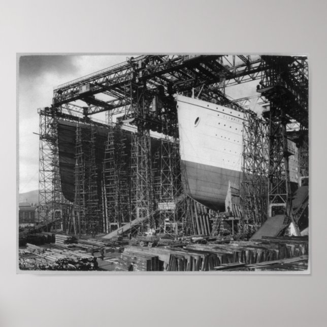 RMS OLYMPIC & TITANIC - Bows - Construction Poster (Front)