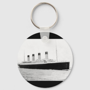 RMS Titanic Passenger Liner Keychain