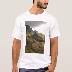Road ascending The Quiraing, Isle of Skye, T-Shirt