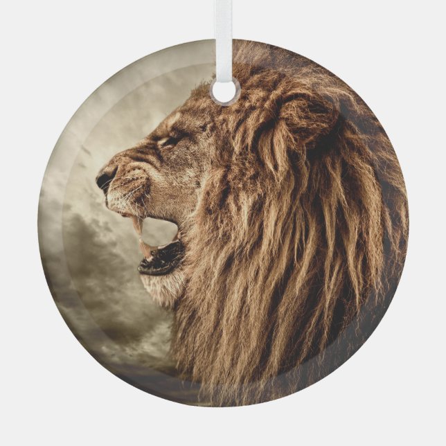 Roaring Lion: Majestic Vintage Art. Glass Ornament (Front)