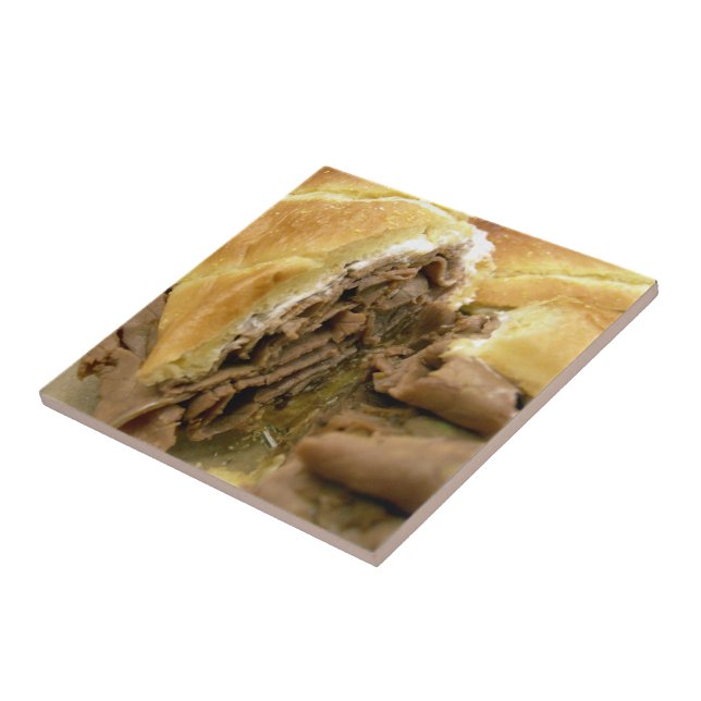 Roast beef sandwich with creamy goat cheese tile (Side)