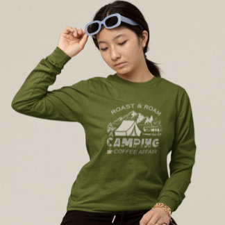 Roast & Roam-A Camping Coffee Affair Design T-Shirt