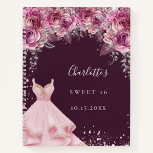 Robe florale bordeaux rose pour Sweet 16 livre d'o