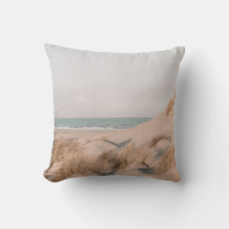 ROCK FORMATION ON BEACH THROW PILLOW