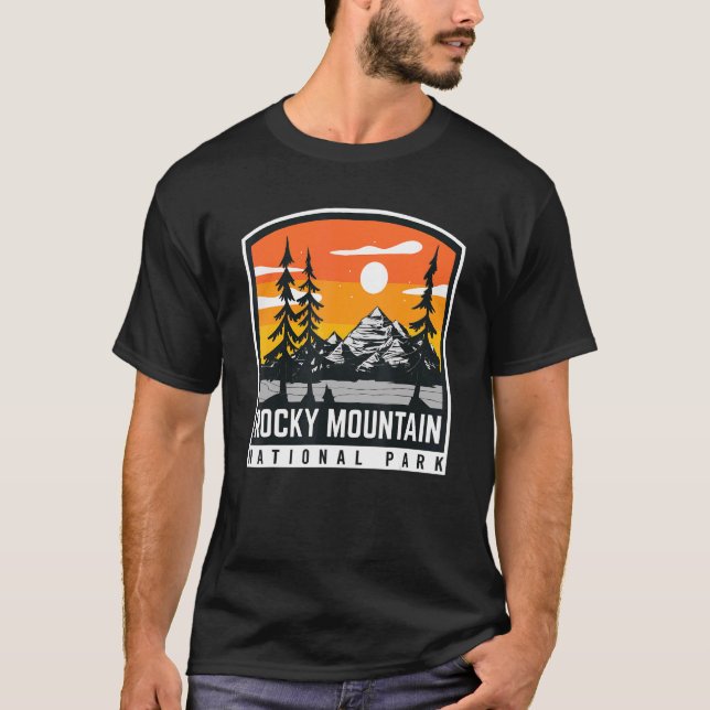 Rocky Mountain National Park Hiking Vacation Retro T-Shirt (Front)
