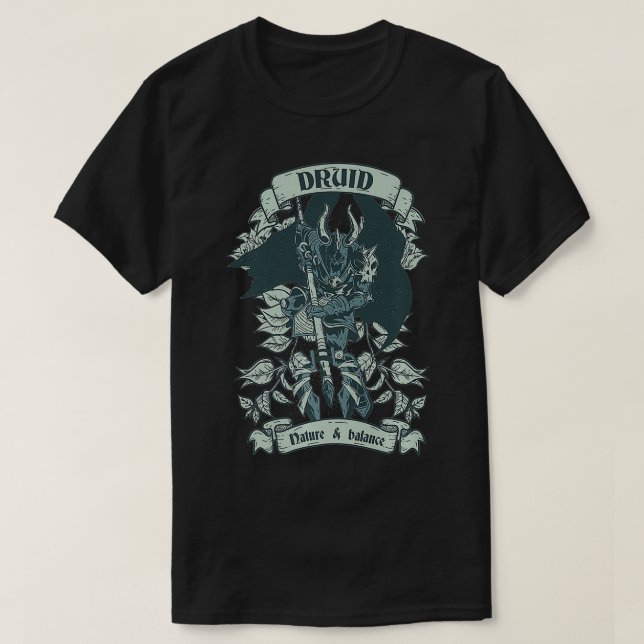 Roleplaying Druid Character Fantasy Gaming chess l T-Shirt (Design Front)