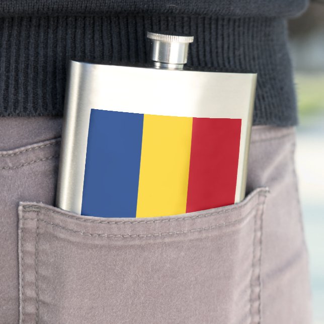 Romania flag hip flask (In Situ)