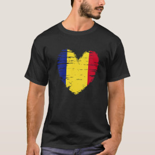 Romania Heart Romanian Flag Romanian Pride T-Shirt