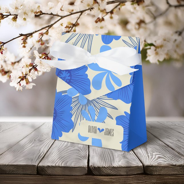 Romantic Blue Floral Wedding Favor Box (Creator Uploaded)