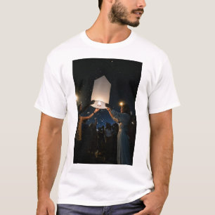 Romantic Couple Releasing Sky Lantern Festival pho T-Shirt