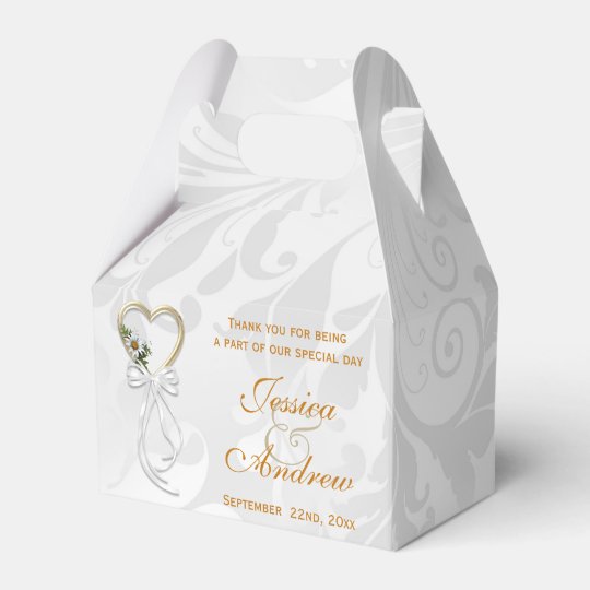 Romantic Daisy, Gold Heart & White Ribbon Favor Box