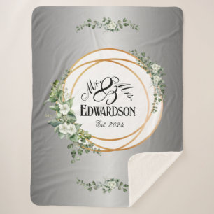 Romantic Floral Sherpa Blanket Golden Rings