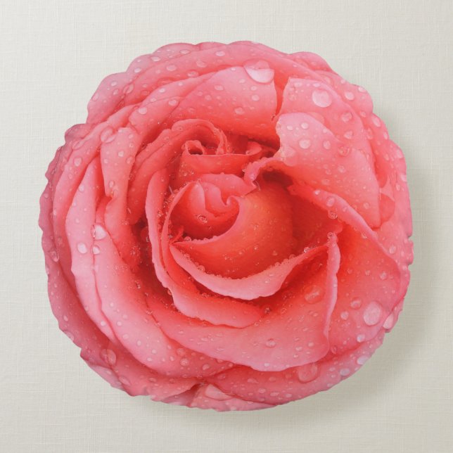 Romantic Red Pink Rose Water Drops Round Pillow (Front)