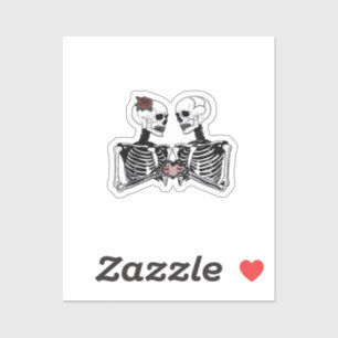 Romantic Skeleton Couple – Gothic With Heart Hands