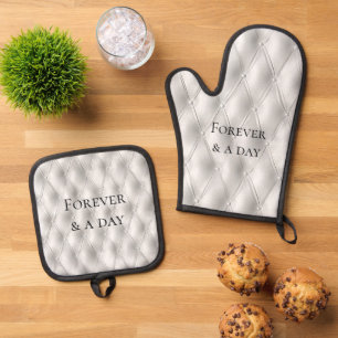 Romantic White Faux Leather Oven Mitt & Pot Holder Set