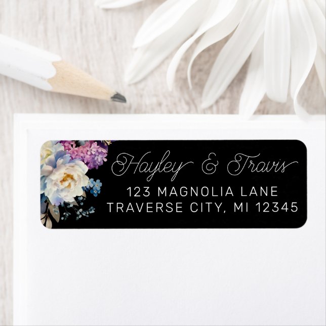 Romantique Floral Moody Dark Flowers Retour Adress (En situation)