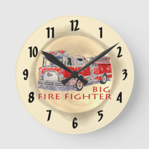 Ronde Horloge des pompiers de gros camion de pompiers