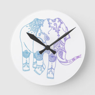 Ronde Horloge embellie à deux tons d'éléphant
