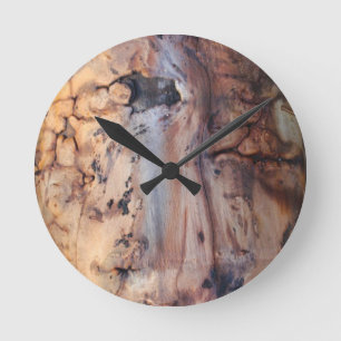 Ronde Horloge en bois de conception de noeud