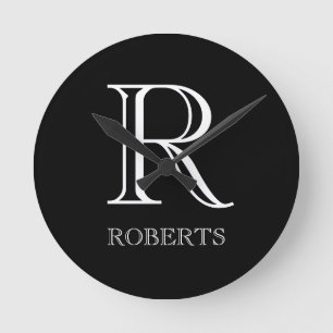 Ronde Horloge personnalisée avec l'initiale et le nom de